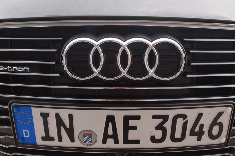 Логотип Audi A3 Sportback e-Tron (8V) 2014 года  (фото 57 из 95)